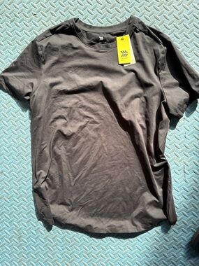 all in motion Black Short Sleeve Crew Tee